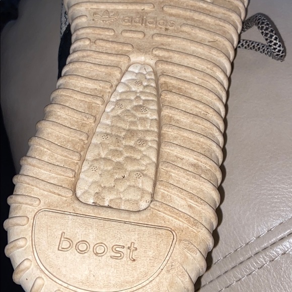 Turtle dove yeezy - Picture 2 of 3